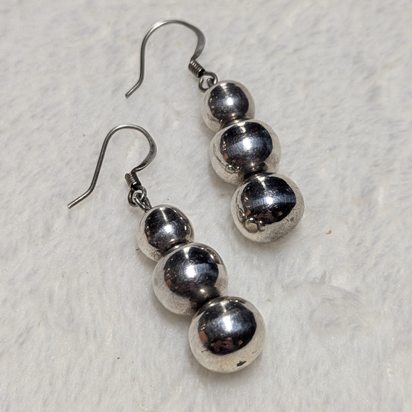 Vintage Sterling Silver Trio Ball Drop Earrings - Picture 4 of 7